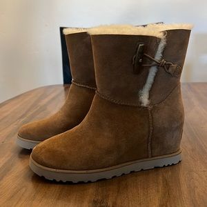 Ugg wedge boots - new